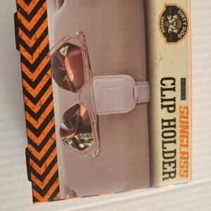 Dirty Dog Garage Sunglass Clip Holder Store Your Sunglasses in Your Car
